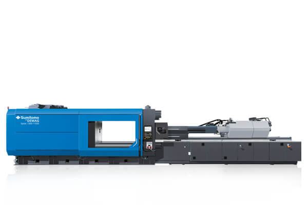 Sumitomo Demag Spritzgussmaschine in der Produktionshalle